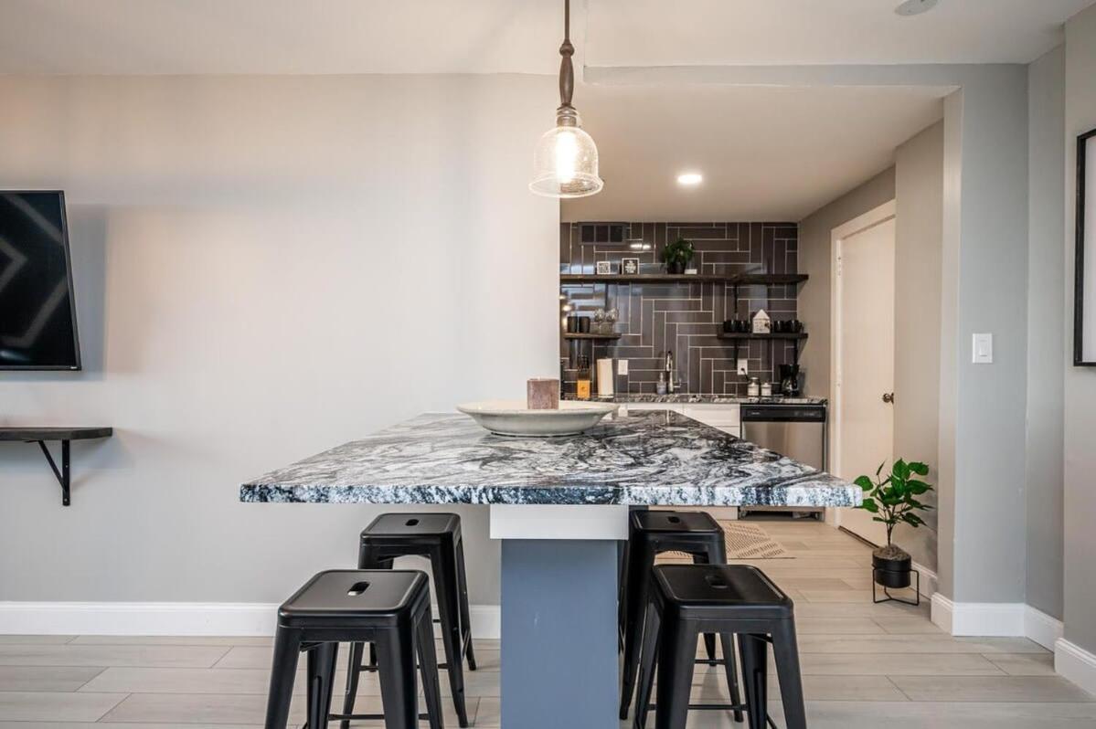 فيلا Atl Downtown 2Br King Bed Free Parking Lm1003 أتلانتا المظهر الخارجي الصورة